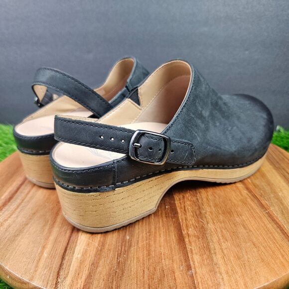 Dansko Berry Clog Shoes Womens EU39 US 9 Black Nubuck Leather Clogs Slip On - Picture 2 of 14